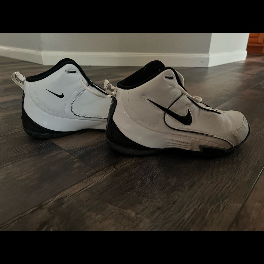 Nike Air Womens Basketball Shoes